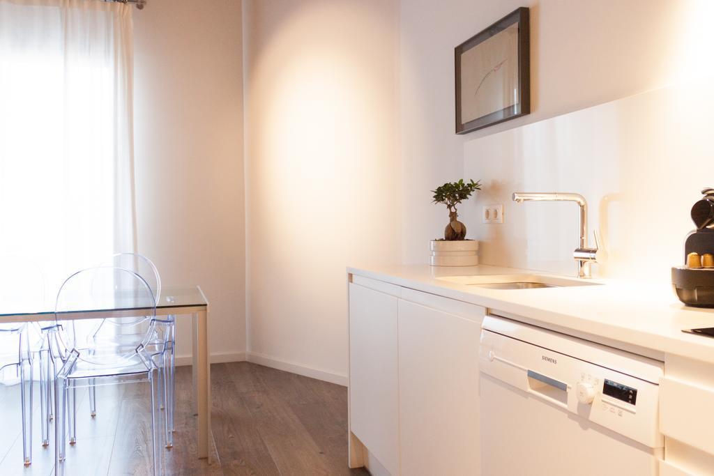 Deco Apartments Barcelona-Diagonal Екстериор снимка
